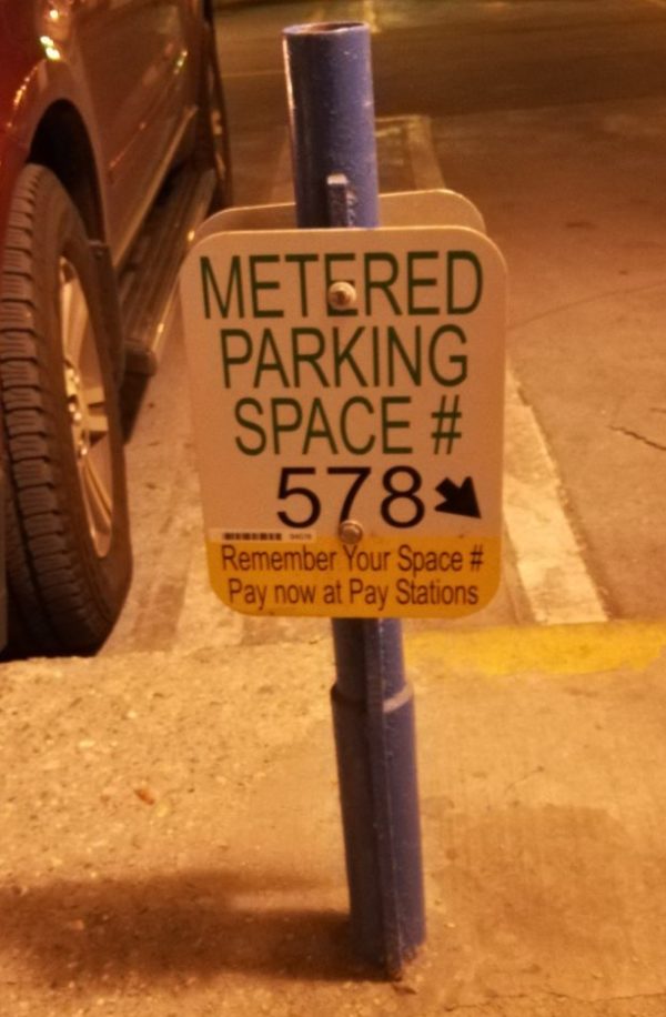 アメリカの駐車場 コインパーキング パーキングメーターの払い方 アメリカ生活羅針盤