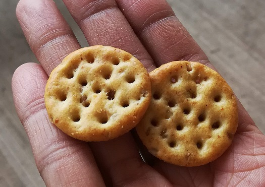 12 Grain Mini Snack Crackers
